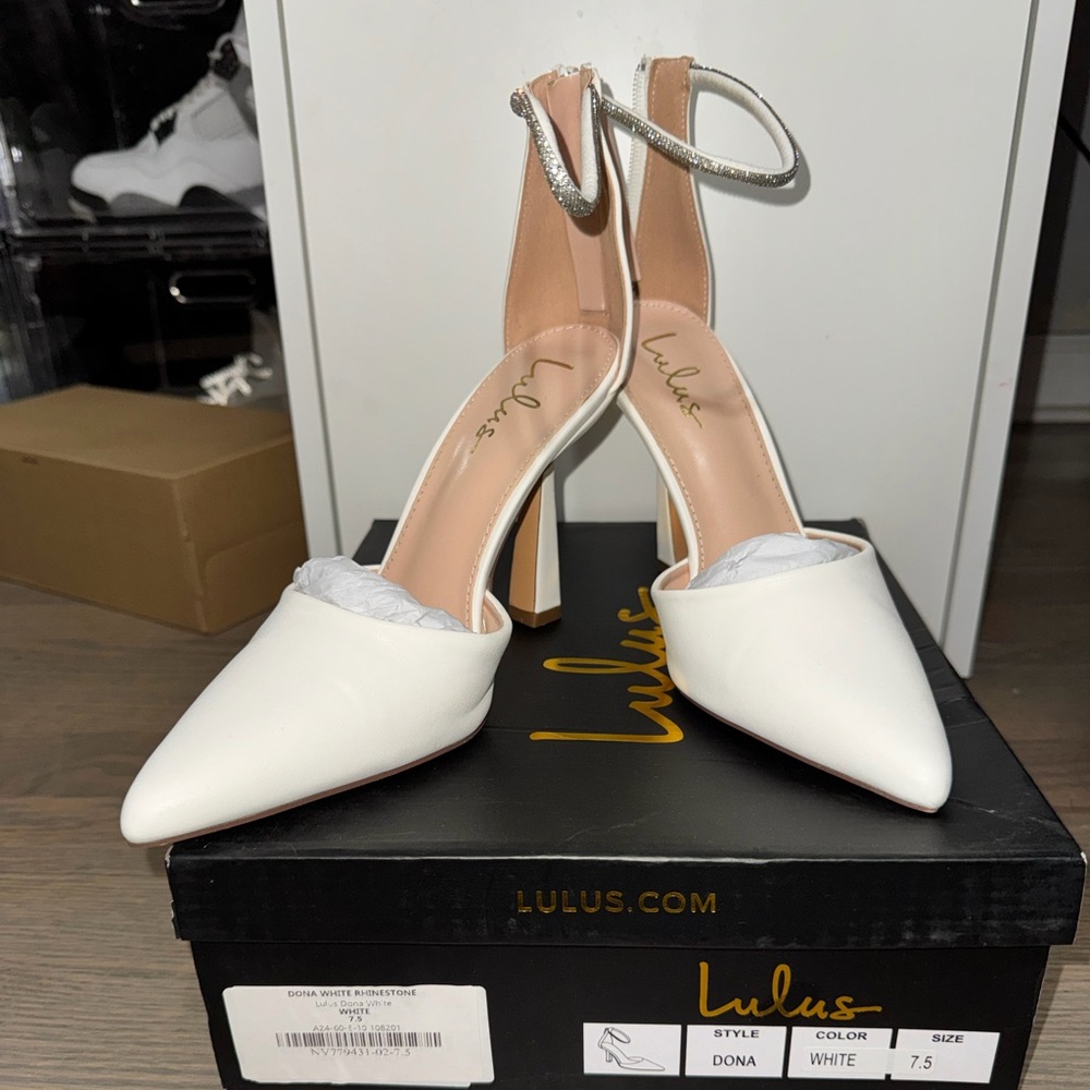 Lulu's Sleek White and Silver Heels
